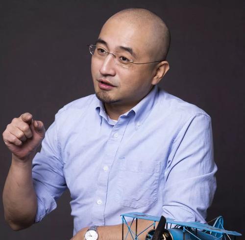 揭秘迷雾之夏天才与疯子结局的真相